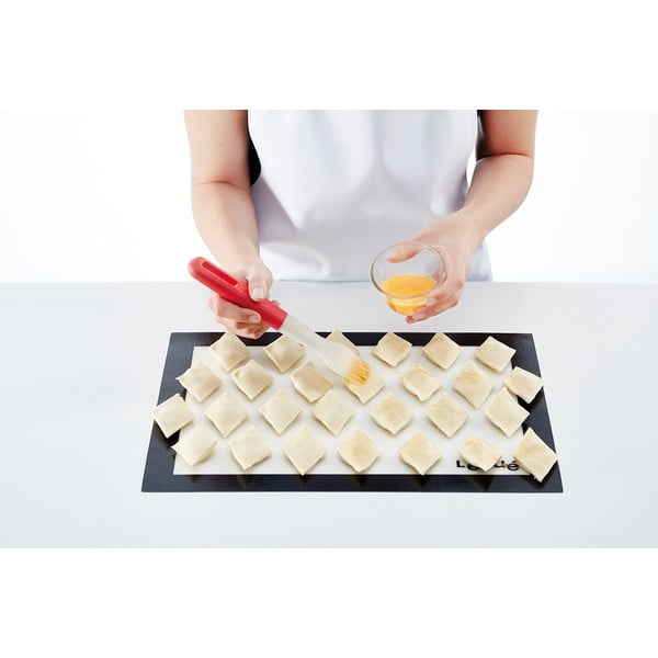Silikonowa mata do pieczenia 30x40 cm – Lékué-image-3