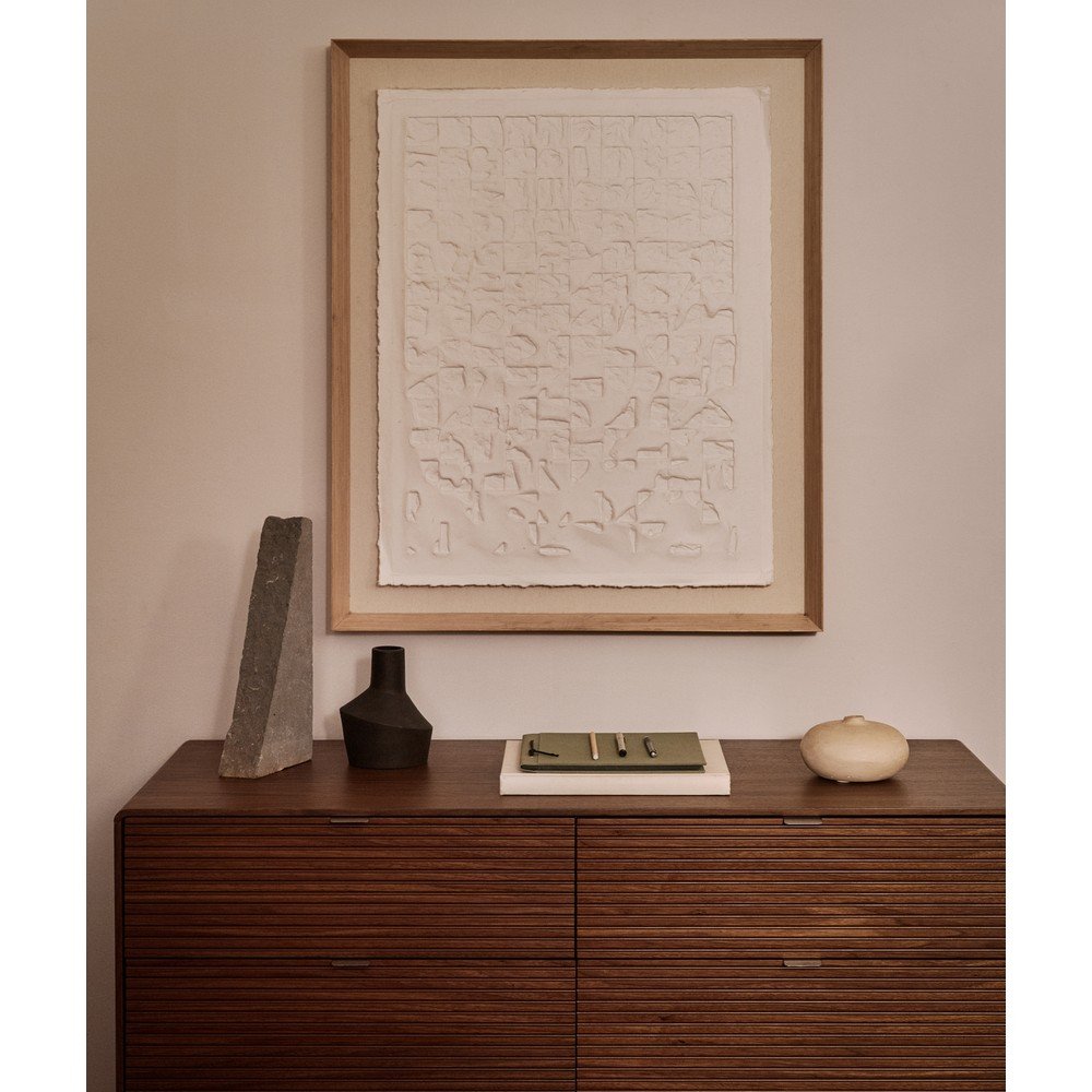 Komoda w dekorze orzecha w ciemnym naturalnym kolorze 120x75x50 cm Norlen – Kave Home (zdjęcie 9)
