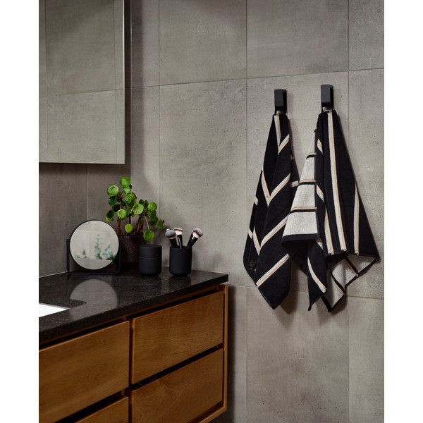 Czarny/jasnoszary bawełniany ręcznik 50x100 cm Sauna – Zone-image-2