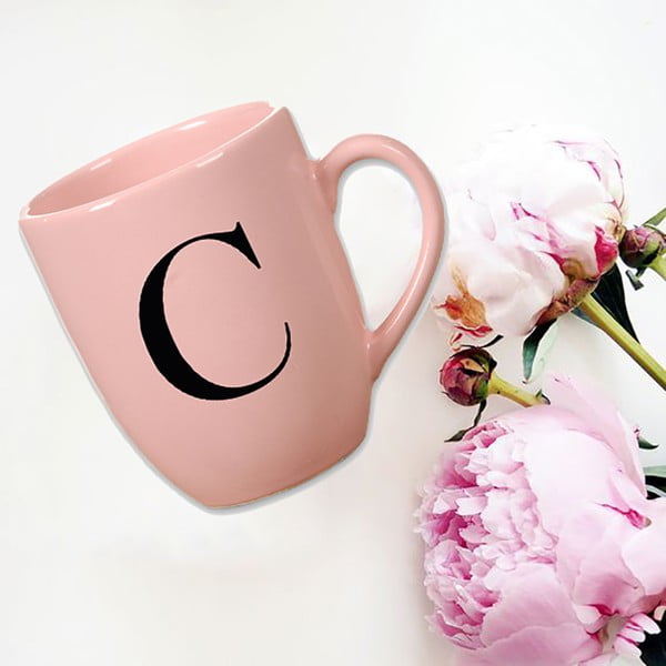 Różowy kubek ceramiczny Vivas Letter C, 330 ml