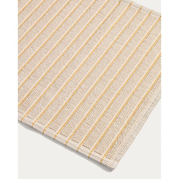 Żółty/beżowy tekstylny dywanik łazienkowy 50x80 cm Merade – Kave Home-image-1