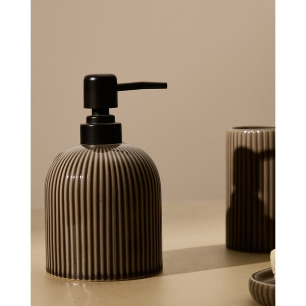 Ciemnobrązowy ceramiczny kubek na szczoteczki do zębów Selime – Kave Home-image-3