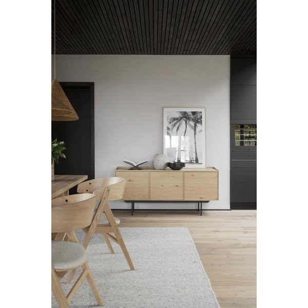 Naturalna niska komoda w dekorze dębu 160x74 cm Brewerton – Rowico-image-1