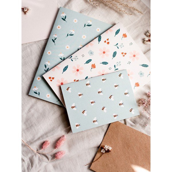 Zeszyt z czystymi kartkami z papieru z recyklingu A5 Stokrotki Printintin, 60 stron-image-2