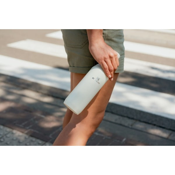 Kremowa butelka ze stali nierdzewnej 600 ml All Day Slim – Stanley-image-1