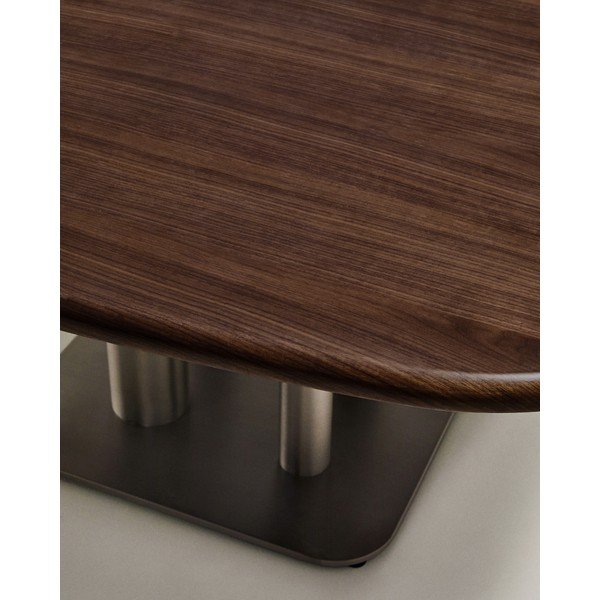 Stół w dekorze orzecha 121x121 cm Melvar – Kave Home-image-3