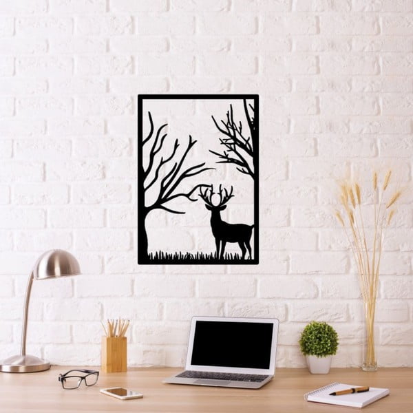Czarna metalowa dekoracja ścienna Deer In The Forest, 39x54 cm