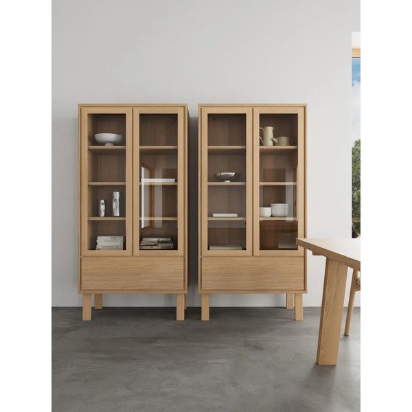 Fornirowana witryna w jasnym naturalnym kolorze 90x180x35 cm Lamberth – Actona-image-1