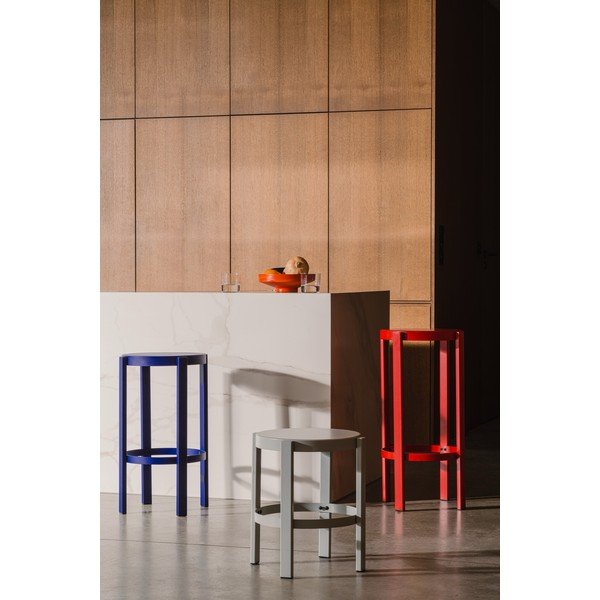 Czerwony stalowy stołek Doon – noo.ma-image-2