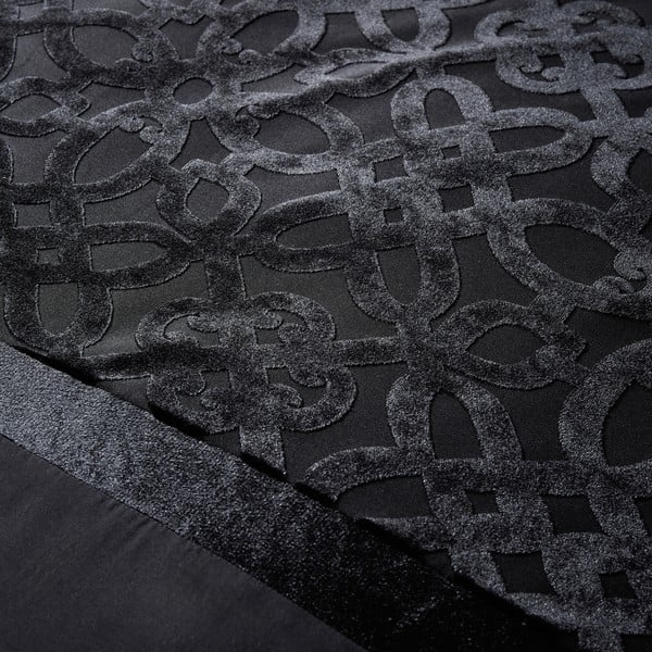 Czarna aksamitna pościel dwuosobowa 230x220 cm Lattice Cut – Catherine Lansfield-image-3