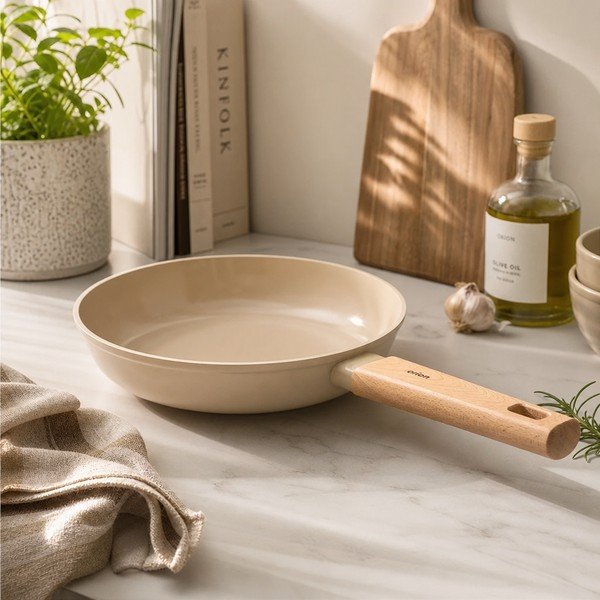 Patelnia z powłoką ceramiczną ø 26 cm Ecrina – Orion-image-1
