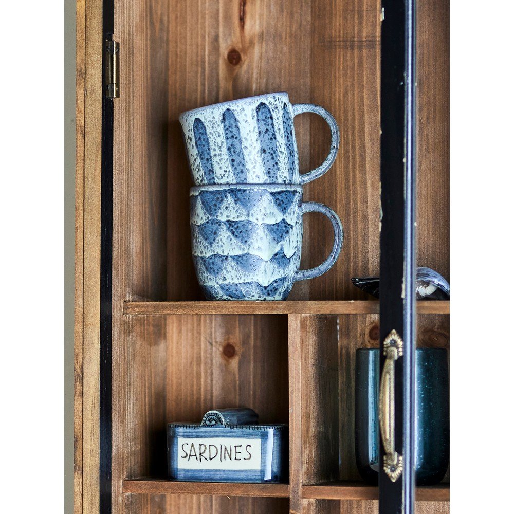 Czarna witryna z litego drewna jodłowego wisząca 50x80x14 cm Hazem – Bloomingville (zdjęcie 9)