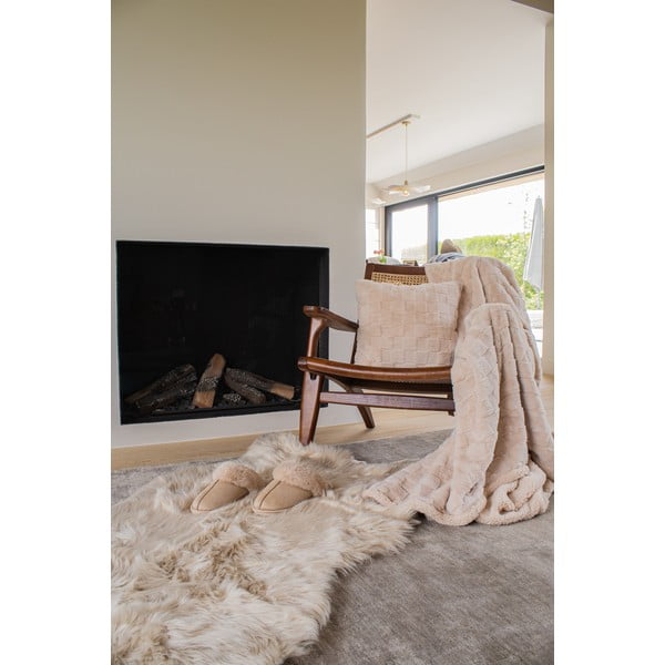 Brązowy koc z mikropluszu 150x200 cm Rava – Tiseco Home Studio-image-3