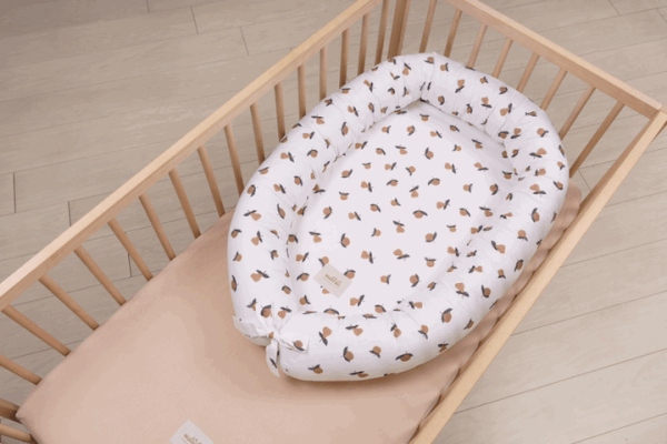 Biały kokon dla niemowląt Garden Fruits – Malomi Kids-image-1