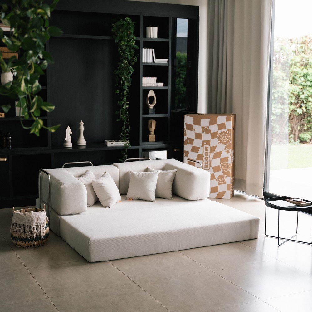 Beżowa rozkładana sofa z materiału bouclé 180 cm Bloom – TemaHome (zdjęcie 8)