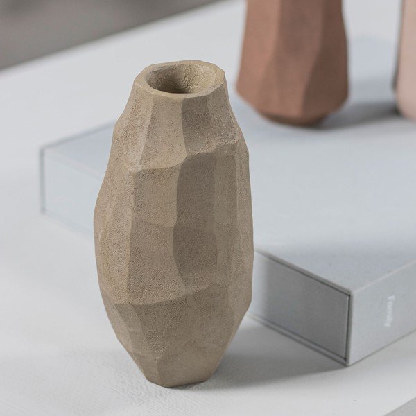 Beżowy wazon z żywicy polimerowej (wysokość 18 cm) Nuki – Mette Ditmer Denmark-image-3