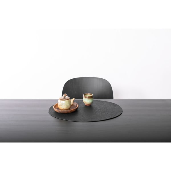 Czarna mata stołowa z imitacji skóry ZicZac Troja, 33x45 cm-image-1