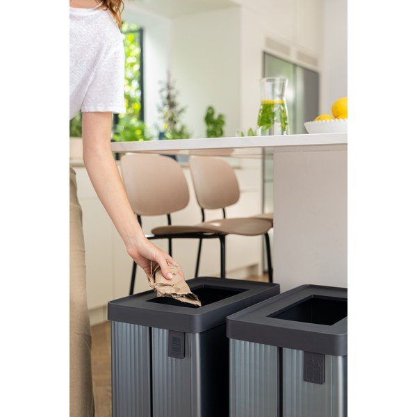 Szary kosz na śmieci do segregacji odpadów z plastiku z recyklingu 54 l Verto Recycle – Curver-image-4