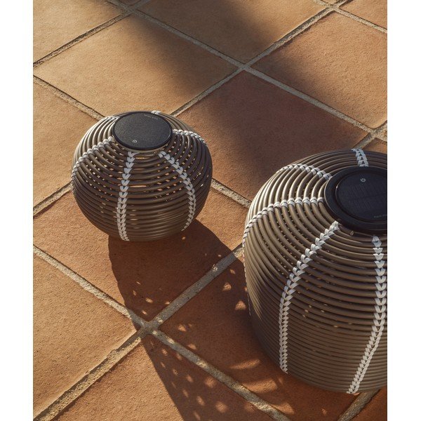 Lampa zewnętrzna stołowa/przenośna LED solarna/na USB ø 25 cm Garoina – Kave Home-image-1