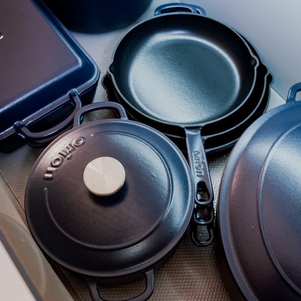 Garnek żeliwny z pokrywką odpowiedni na indukcję 5,2 l LITINA SMALT – Orion-image-4