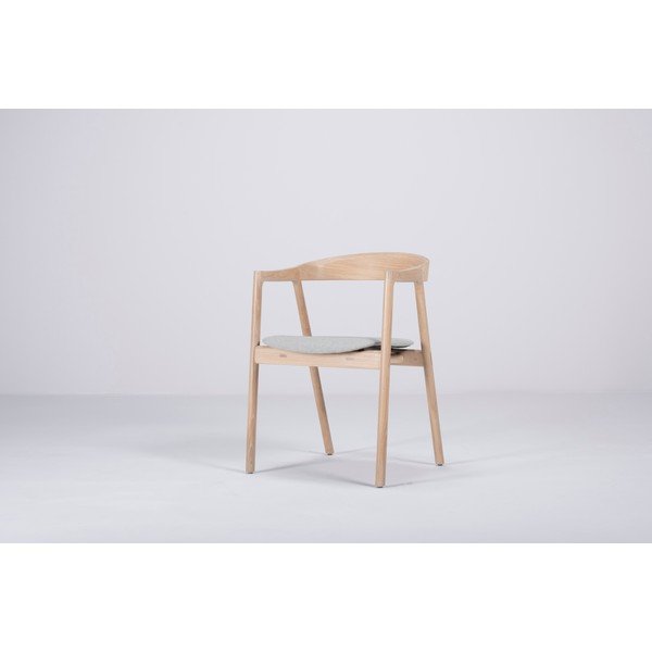 Krzesło z litego drewna dębowego z niebieskoszarym siedziskiem Gazzda Muna-image-4