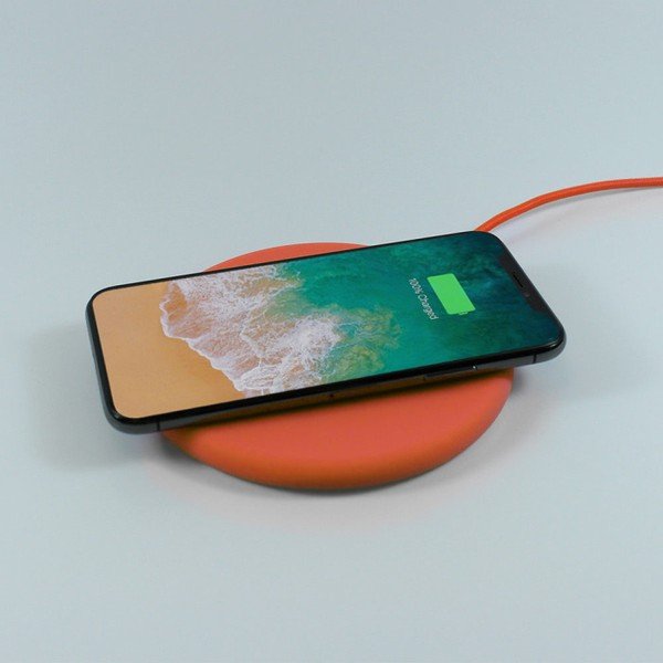 Pomarańczowa stacja ładująca Philo Energy-image-1
