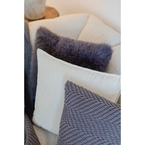 Poduszka dekoracyjna z szenilu 45x45 cm Renee – Tiseco Home Studio-image-1