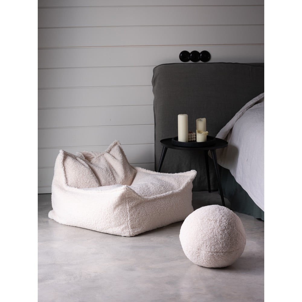 Kremowy dziecięcy worek do siedzenia z materiału bouclé Chair – Wigiwama (zdjęcie 6)