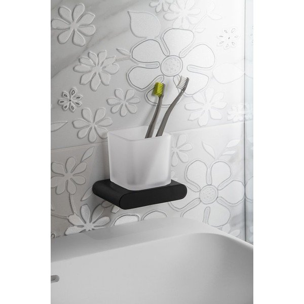 Biały szklany kubek ścienny na szczoteczki do zębów Flori – Sapho-image-1