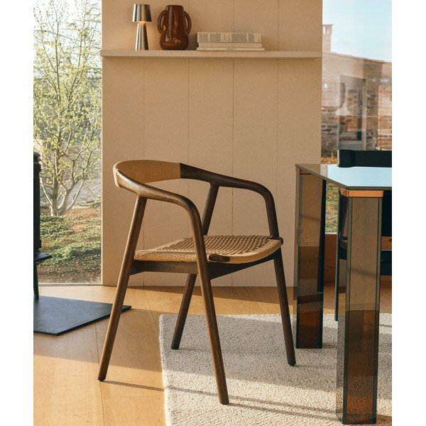 Krzesło z podłokietnikami w ciemnym naturalnym kolorze Derile – Kave Home-image-2