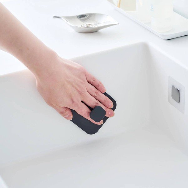 Silikonowa gąbka do mycia naczyń Tower – YAMAZAKI-image-1