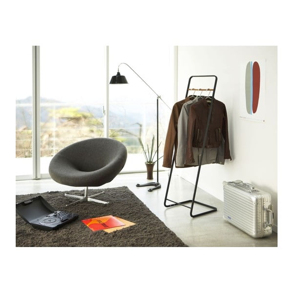 Czarny metalowy stojak na ubrania Tower – YAMAZAKI-image-4