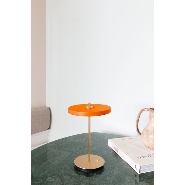Pomarańczowa lampa stołowa LED ze ściemniaczem i metalowym kloszem (wysokość 31 cm) Asteria Move – UMAGE-image-3