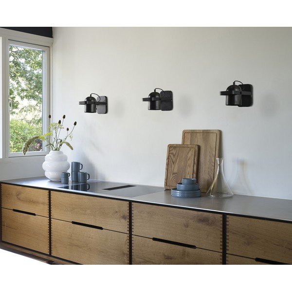 Czarny metalowy kinkiet z elastyczną konstrukcją do kontaktu Nesvik – Villa Collection-image-3