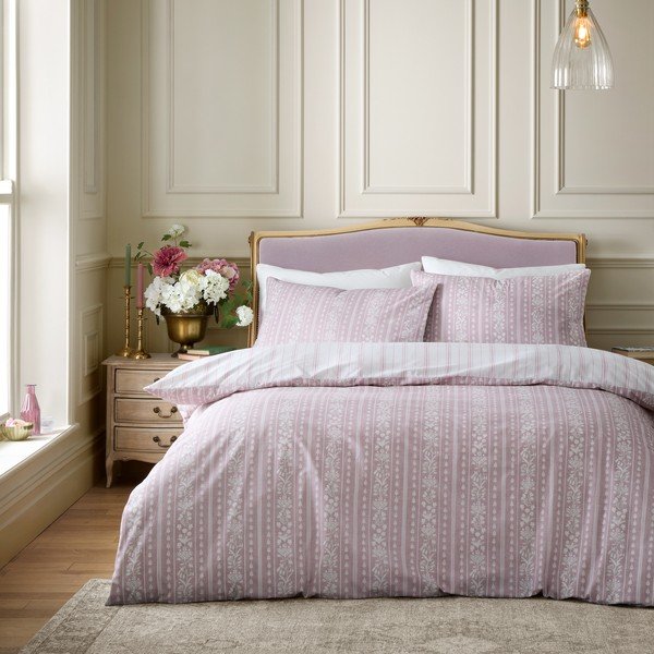 Biało-różowa pościel dwuosobowa 230x220 cm Regency Stripe – Catherine Lansfield-image-1