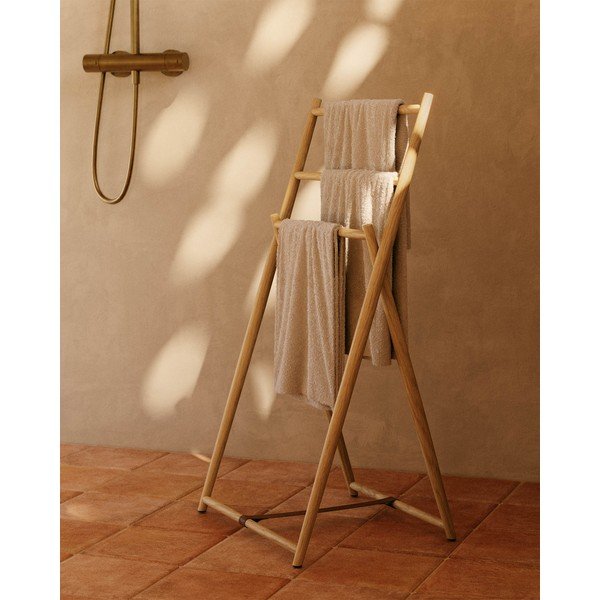 Wieszak na ubrania z litego drewna tekowego w naturalnym kolorze Roxana – Kave Home-image-1