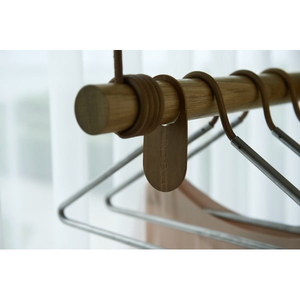 Wieszak ścienny z litego drewna dębowego w naturalnym kolorze 80 cm Swing M – LIND DNA-image-3