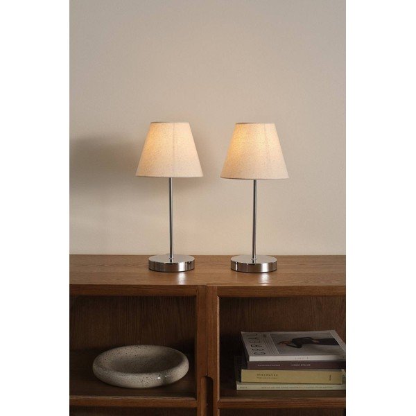 Beżowa/w kolorze srebra z połyskiem tekstylna lampa stołowa (wysokość 39 cm) Lasse – Jotex-image-1