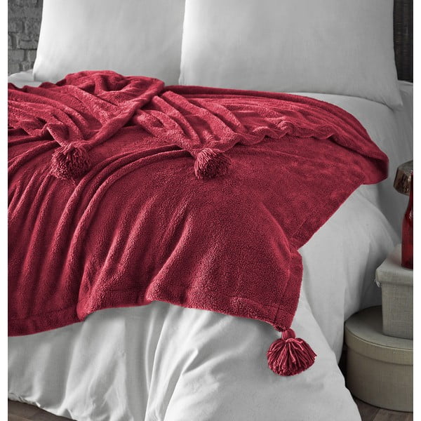 Czerwona narzuta z mikropluszu na łóżko dwuosobowe 200x220 cm Puffy – Mijolnir