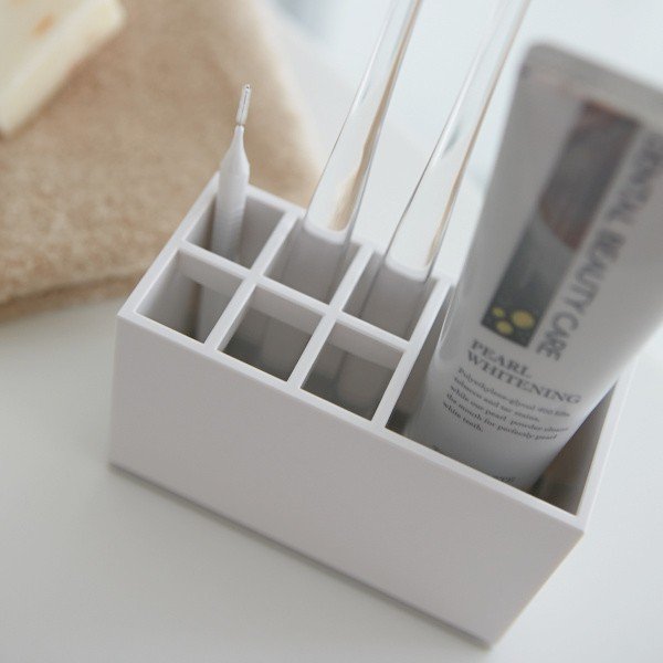 Biały pojemnik na szczoteczki i pastę do zębów YAMAZAKI Mist-image-2