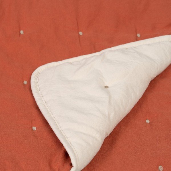 Ceglasto-beżowa pikowana narzuta z mikrowłókna 230x280 cm – Ixia-image-3