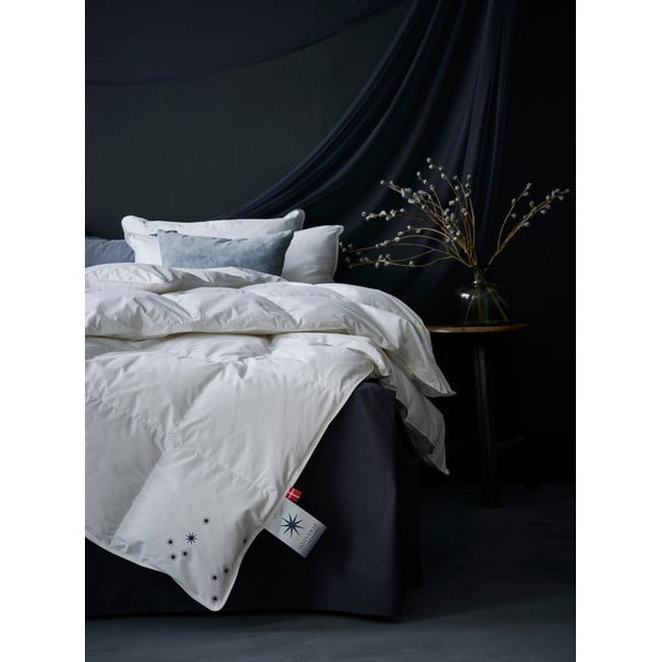 Kołdra całoroczna wypełniona pierzem 140x200 cm Capella Medium – Universe of Sleeping-image-3