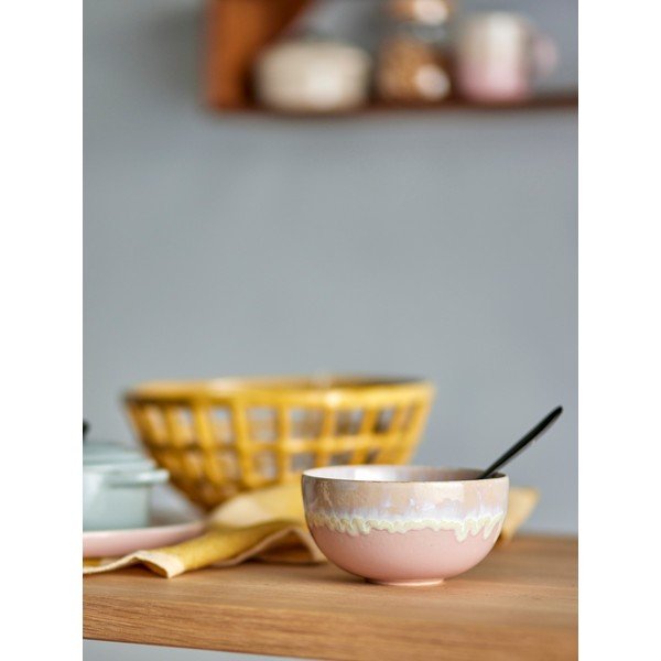 Jasnoróżowa kamionkowa miska 550 ml Louisa – Bloomingville-image-1