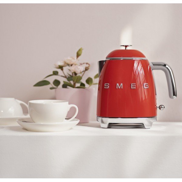 Czerwony czajnik elektryczny ze stali nierdzewnej 800 ml Retro Style – SMEG-image-1