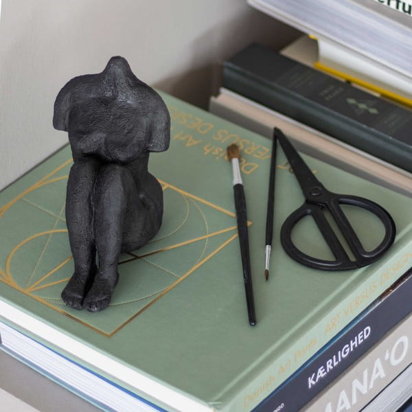 Figurka z żywicy polimerowej (wysokość 14 cm) Sitting Woman – Mette Ditmer Denmark-image-1