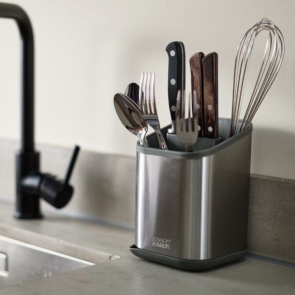 Ociekacz na sztućce ze stali nierdzewnej w kolorze srebra z połyskiem 11x11,5 cm Duo Steel – Joseph Joseph-image-1