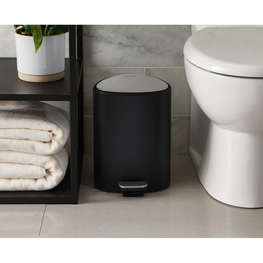 Stalowy kosz na śmieci z pedałem w kolorze matowej czerni 5 l EasyStore Luxe – Joseph Joseph (zdjęcie 7)