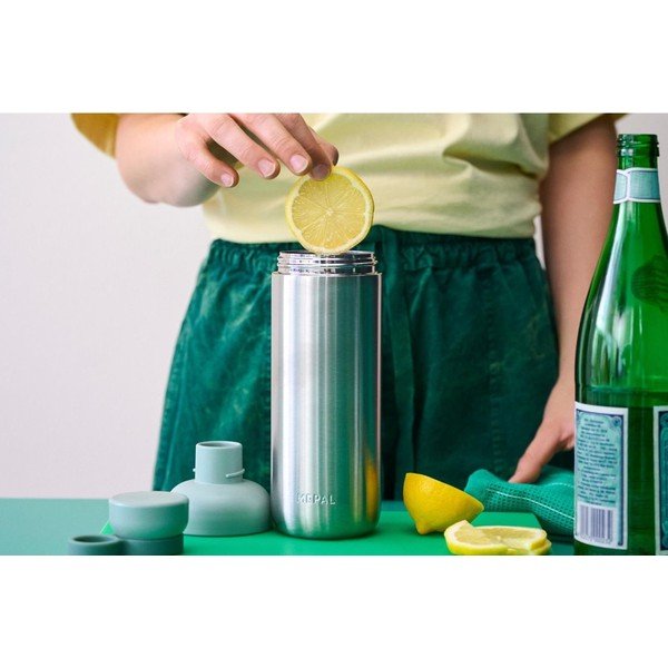 Czarna/w kolorze srebra butelka ze stali nierdzewnej 700 ml Vita – Mepal-image-1