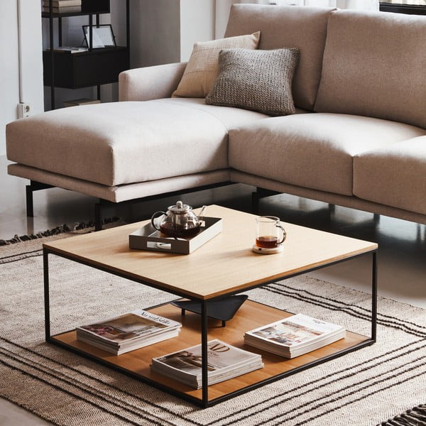 Brązowy stolik z blatem w dekorze orzecha 80x80 cm Yona − Kave Home-image-1