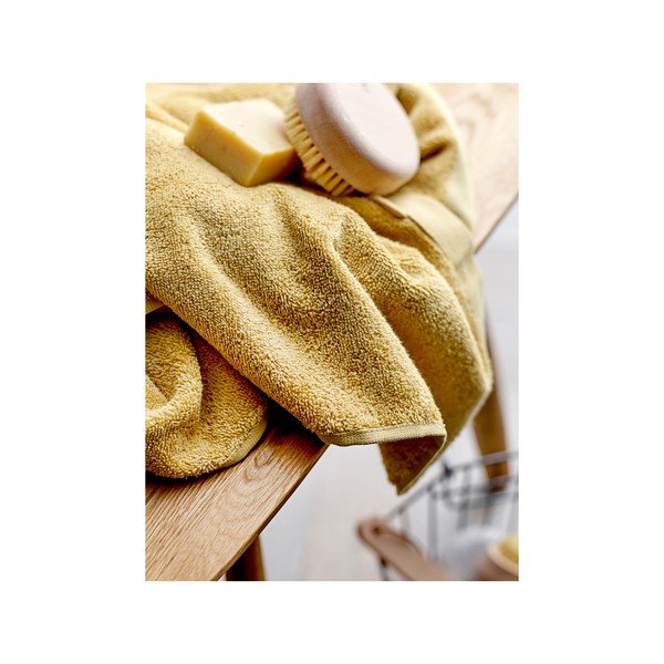 Żółty ręcznik kąpielowy z bawełny organicznej 70x140 cm Comfort – Södahl-image-2
